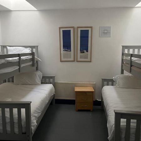 Coastguard Lodge Hostel At Tigh Tp Glaise Bheag ภายนอก รูปภาพ