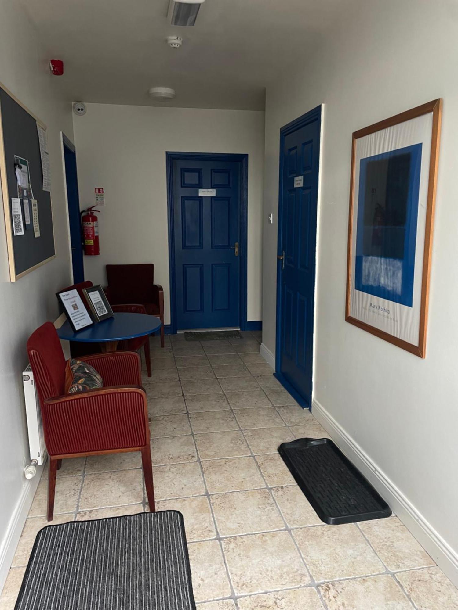 Coastguard Lodge Hostel At Tigh Tp Glaise Bheag ภายนอก รูปภาพ